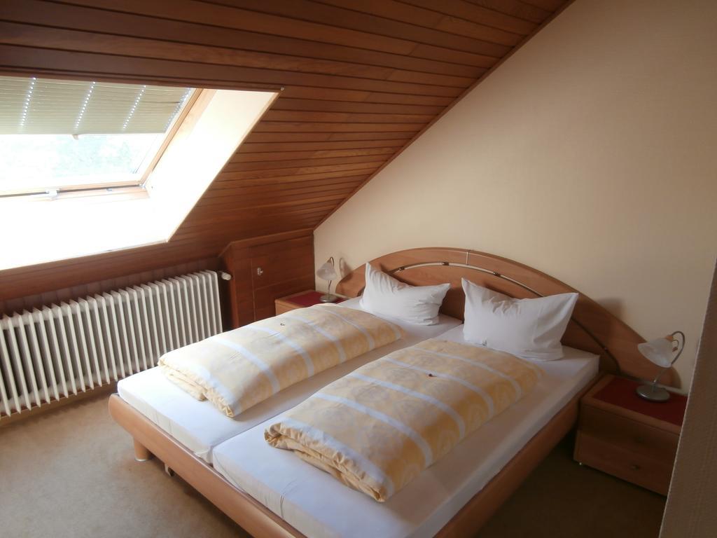 Hotel Hasselbarth Burg auf Fehmarn Bilik gambar