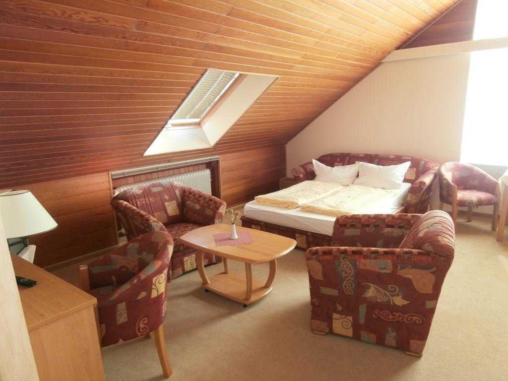 Hotel Hasselbarth Burg auf Fehmarn Bilik gambar
